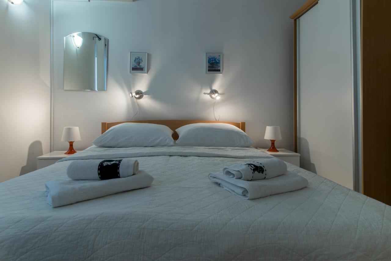 Apartments Niko Проманья Экстерьер фото
